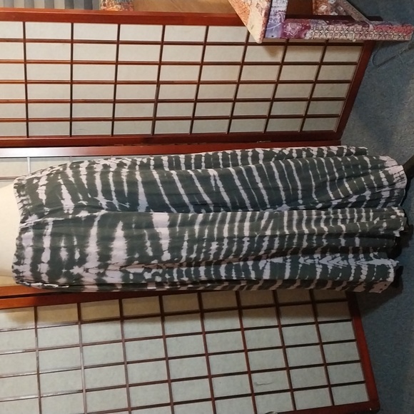 #264  Relaxed Raga Pants - Picture 4 of 12